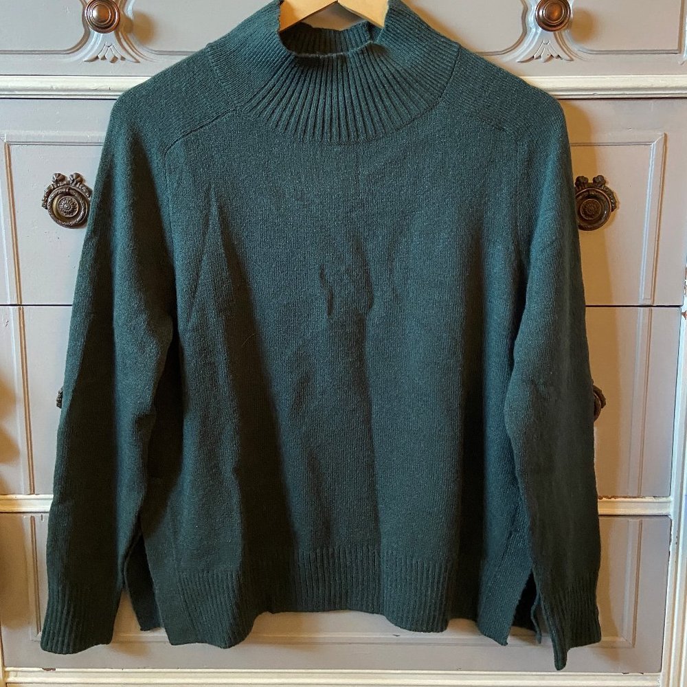 Banana Republic Sweater